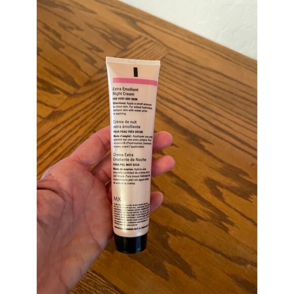 Mary Kay extra emollient night cream - Picture 5 of 6